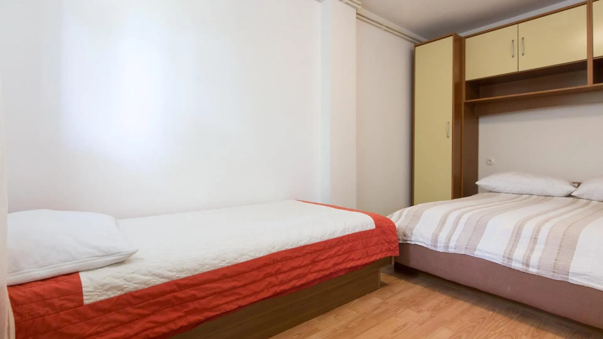 Apartments With A Parking Space Novi Vinodolski - 11702 Croaţia